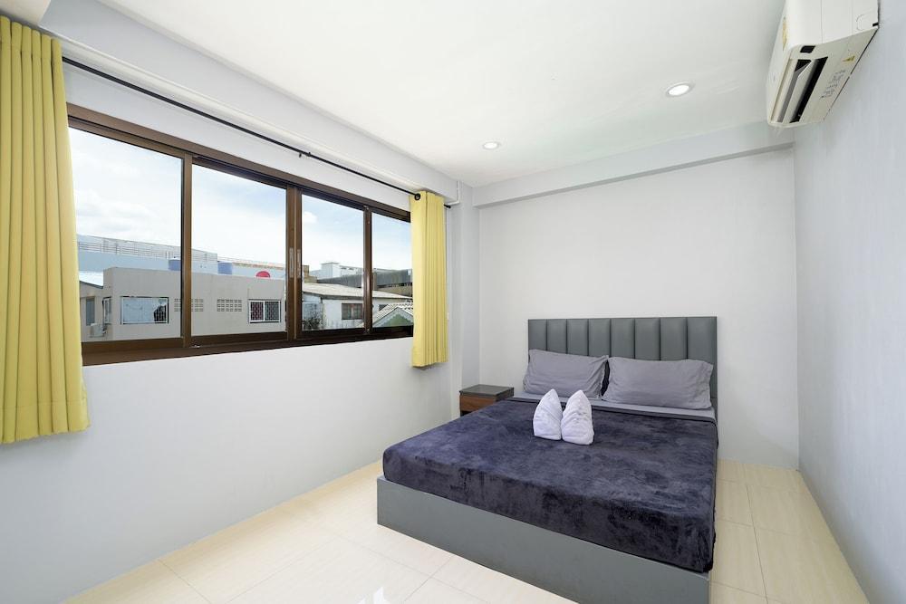 OH Hostels - Bangkok Room Type - Double Room with Shared Bathroom