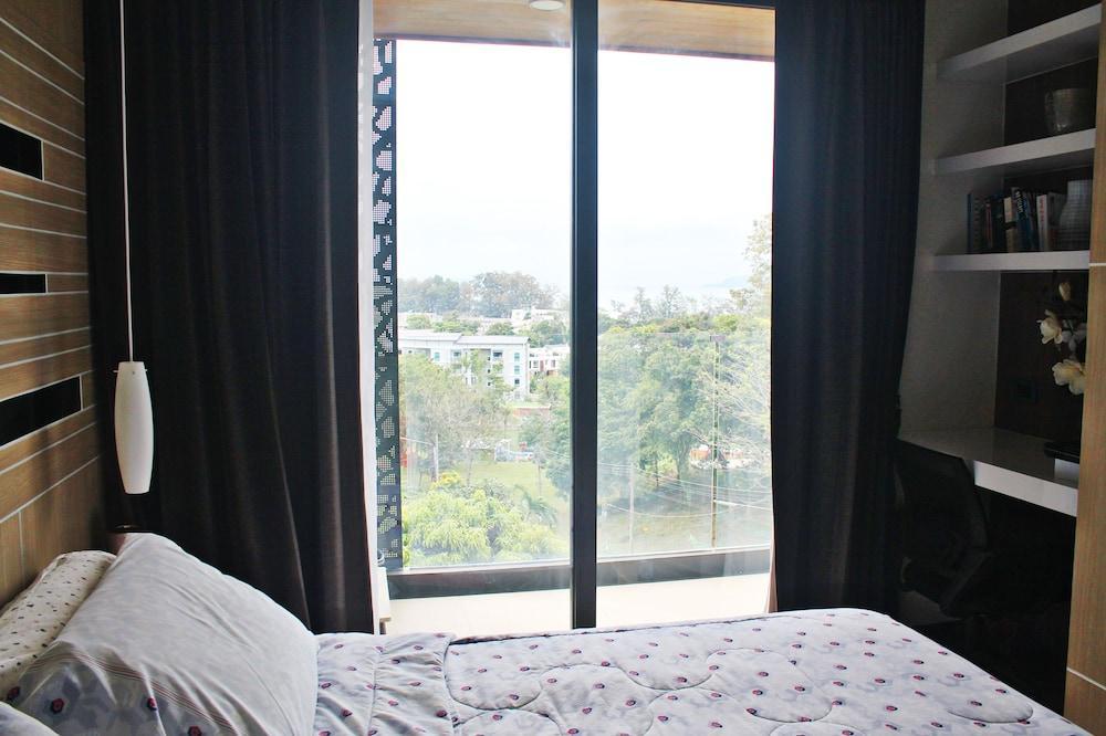 Calypso Rawai Seaview apartment