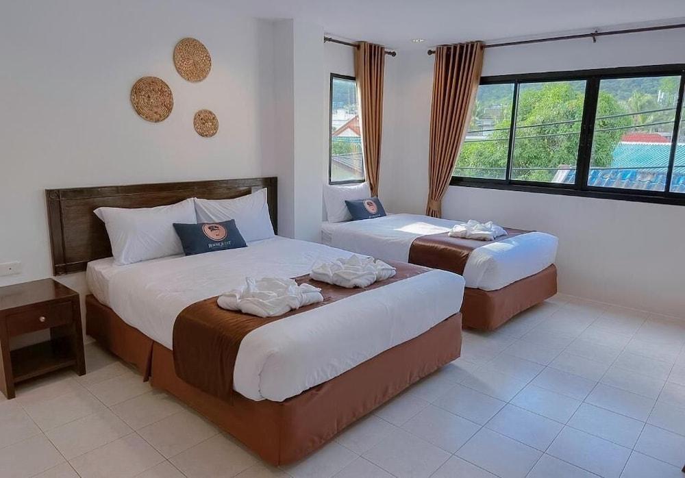 RoomQuest Kalim Beach Room Type - Classic Room