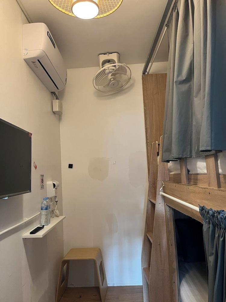 Thai Siwilai Room Type - Basic Single Room