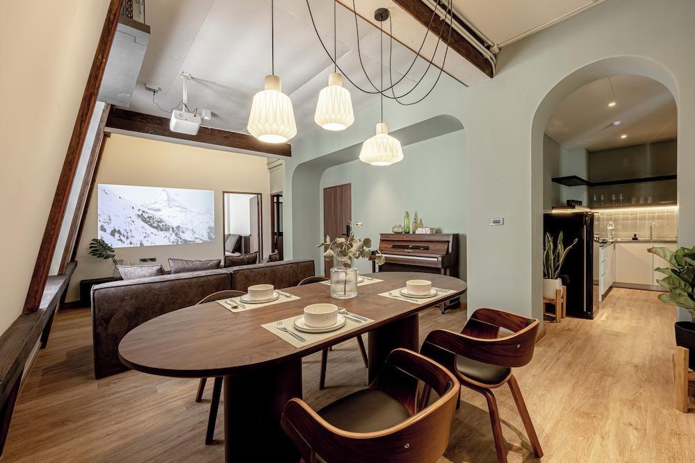 The Lair Bangkok Room Type - Two Bedroom Suite Apartment (4th fl)