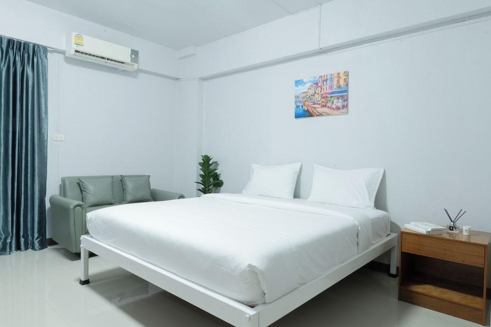 Nicha Residence Hotel