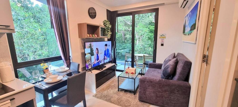 Ao504 - 1 Bdr Condo Top Floor Forest View, Ao Nang