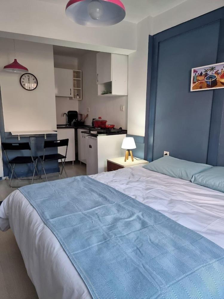 Lovely coy flat in Taksim - Tap to explore photos