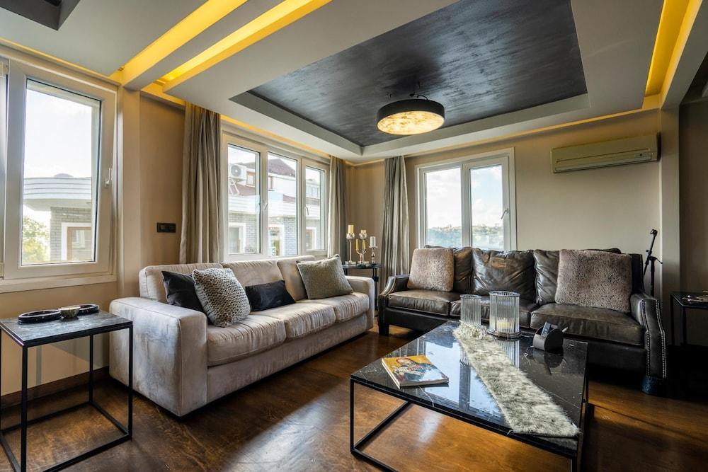 Bosphorus View Duplex w Terrace in Ortakoy - Tap to explore photos