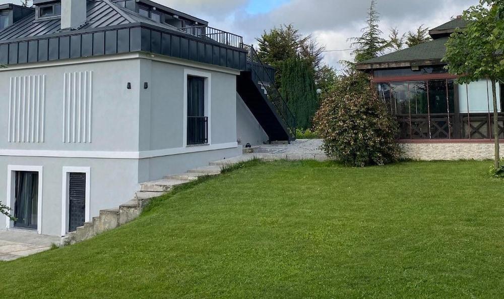 ASLAN AİRPORT HOTEL