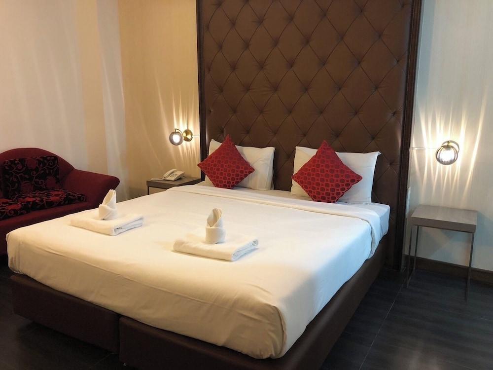 Kann Pattaya Hotel Room Type - Comfort Double Room, City View