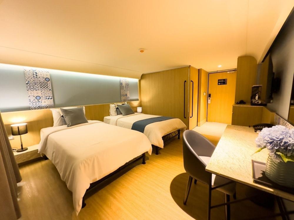 Kastel Bangkok Hotel Room Type - Superior Twin Room