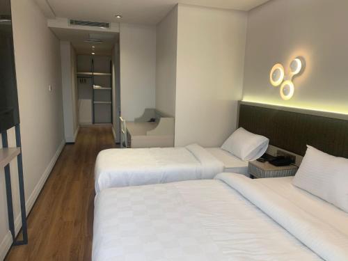 Theodosius Hotel Room Type - Standard Triple Studio Theodosius Hotel Room Type - Standard Triple Studio