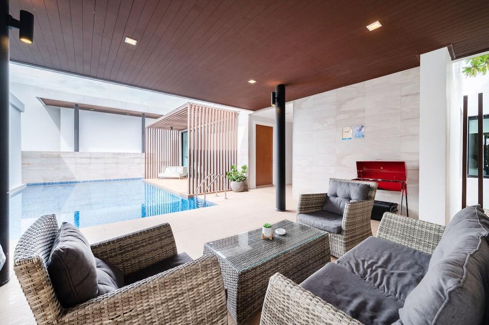 Mövenpick Pool Villa4BR-PrivatePool - Tap to explore photos