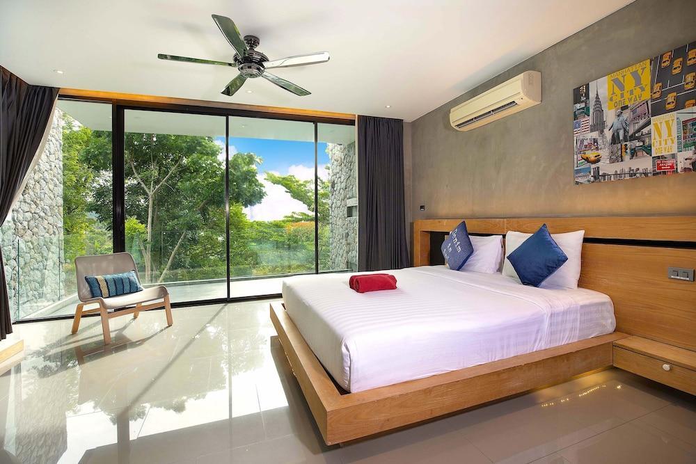 Avant-Garde 4BR Pool Villa Otero Kamala - Tap to explore photos