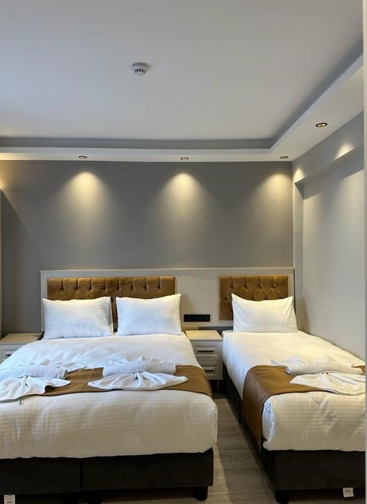 Sareban Hotel Istanbul Room Type - Standard Triple Room