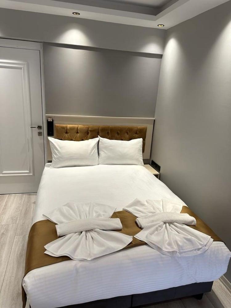 Sareban Hotel Istanbul Room Type - Standard Double Room, Sea View Sareban Hotel Istanbul Room Type - Standard Double Room, Sea View