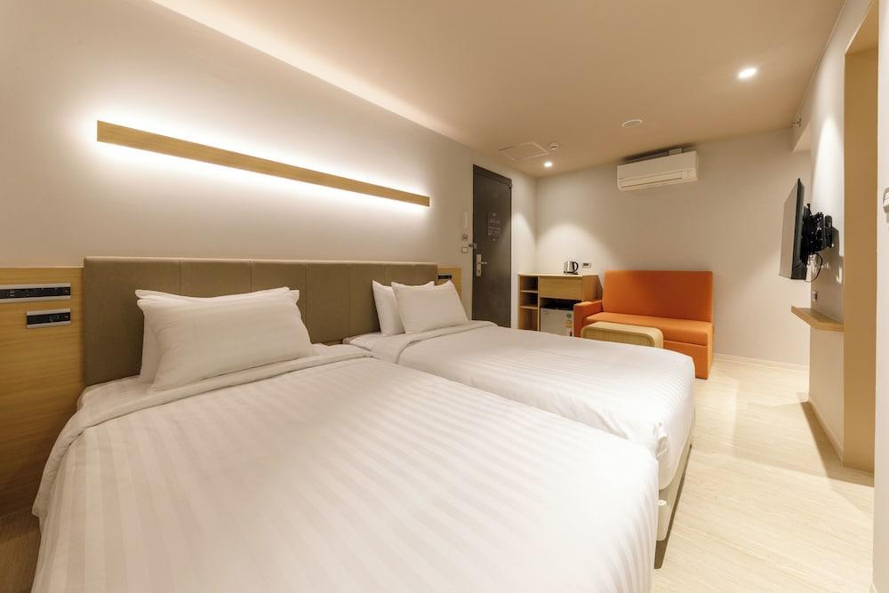 Nishitetsu Hotel Croom Bangkok Silom Room Type - Deluxe Twin Room