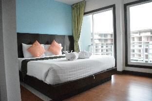 Zephyr Grand Hotel Room Type - Deluxe Double Room with Bath