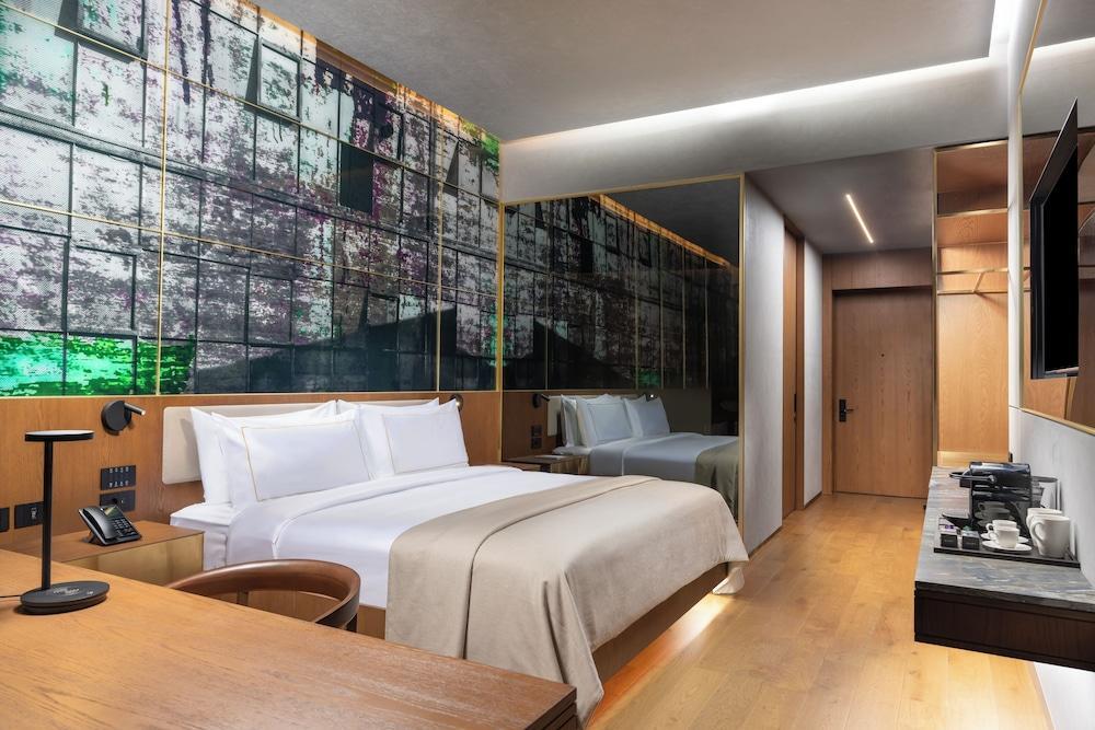 Rixos Tersane Istanbul Room Type - Premium Room Partial Sea View King - Nickelodeon Play Access Rixos Tersane Istanbul Room Type - Premium Room Partial Sea View King - Nickelodeon Play Access