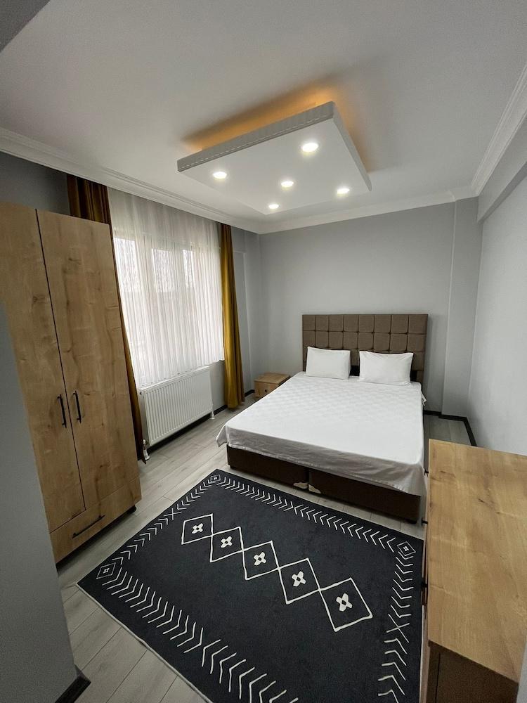 Ozn Suıt Aırport Room Type - Superior Apartment, 1 Queen Bed with Sofa bed, Non Smoking, City View Ozn Suıt Aırport Room Type - Superior Apartment, 1 Queen Bed with Sofa bed, Non Smoking, City View