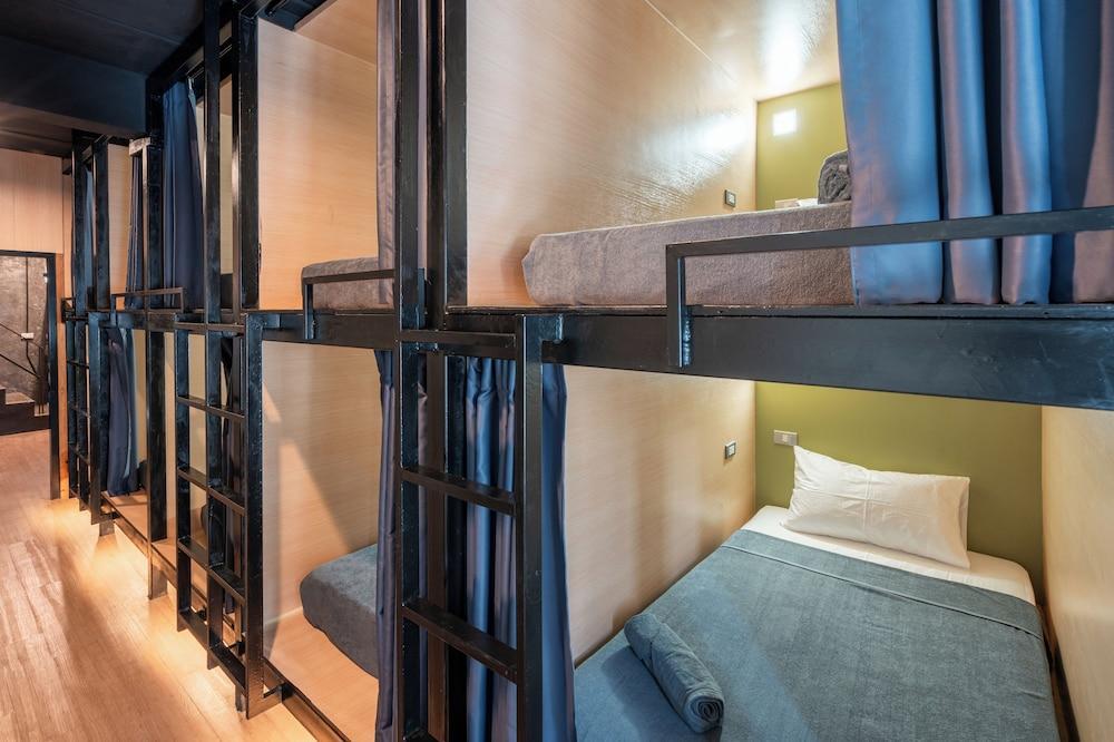 Black Panther Hostel Room Type - Standard Shared Dormitory