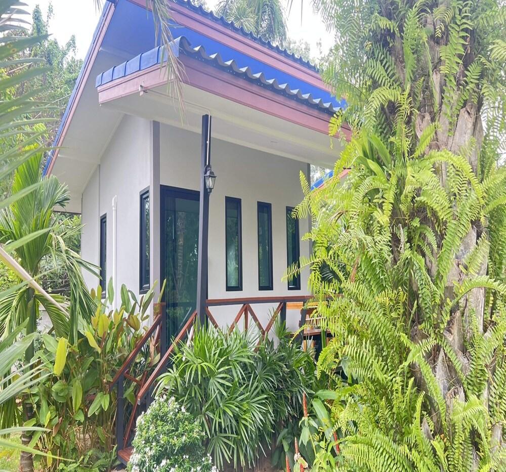 BannRai Tayai Cafe and Resort - Tap to explore photos