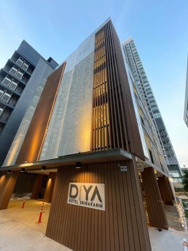 Diya Hotel Bangkok - Tap to explore photos