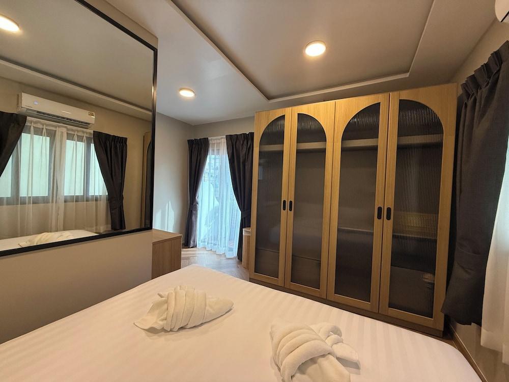 Tuna Boutique Hotel Room Type - Superior Double Room, 1 Double Bed, Non Smoking, City View Tuna Boutique Hotel Room Type - Superior Double Room, 1 Double Bed, Non Smoking, City View