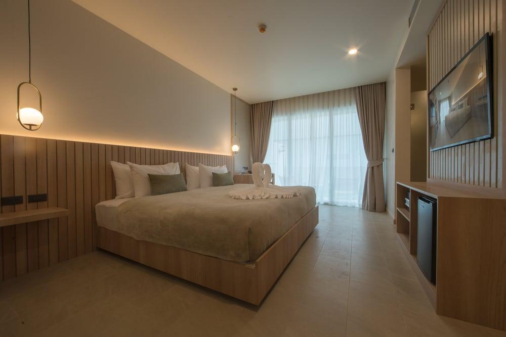 Niranapa Boutique Resort - Tap to explore photos