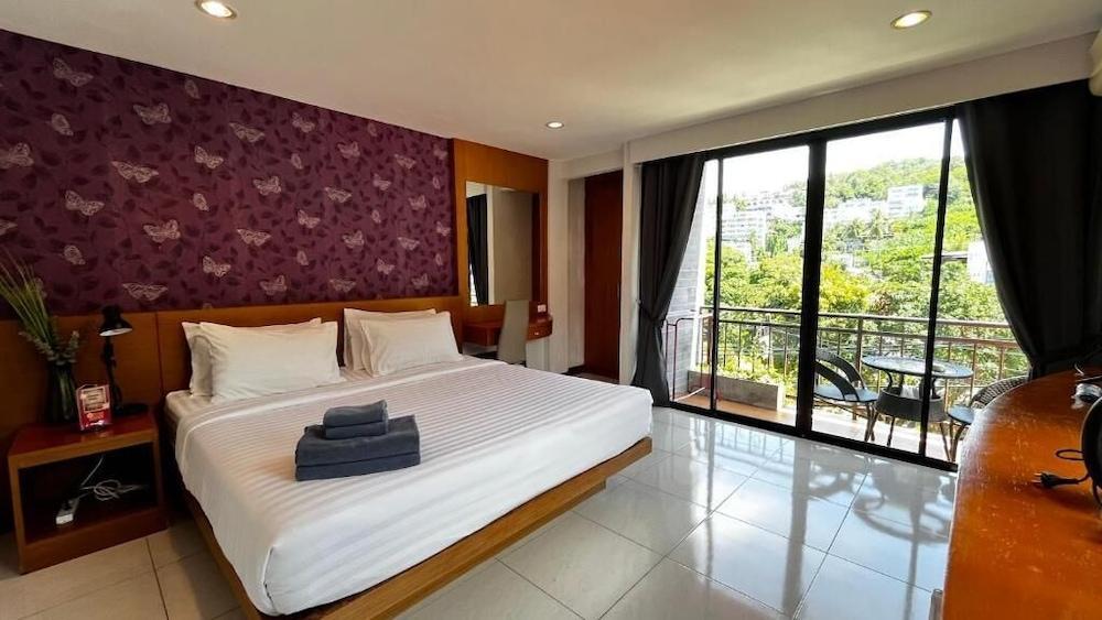 Coco mountain view Room Type - Deluxe Room, Balcony