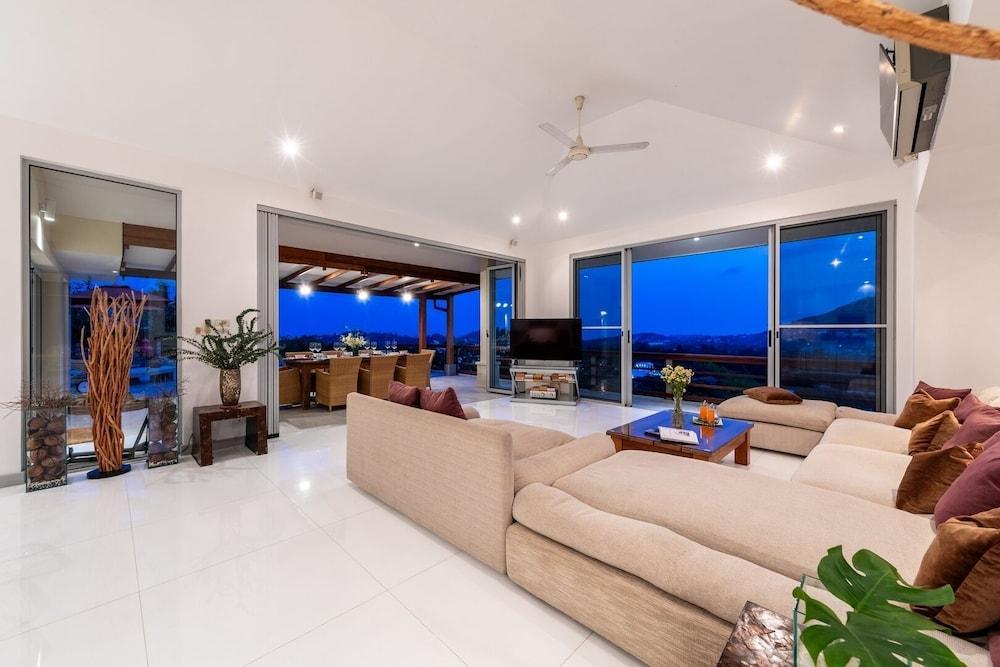 Samui Summit villa - Tap to explore photos