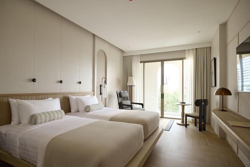 Arco Phuket Town Room Type - Essential Twin