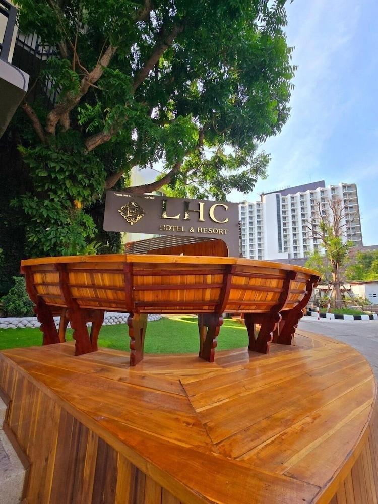 LHC HOTEL AND RESORT