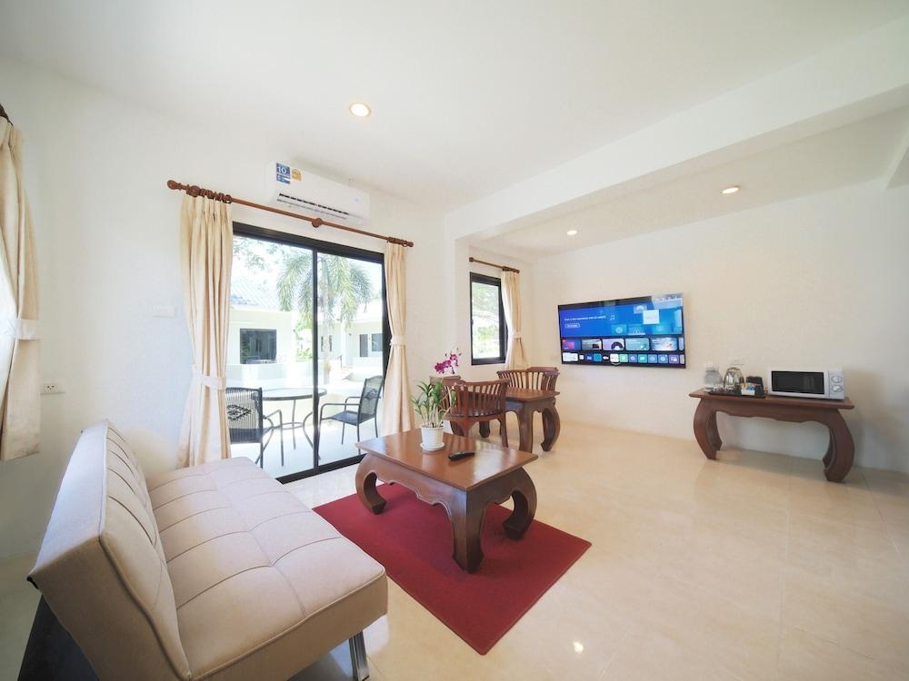 Isara Nai Yang Resort Room Type - Premium Bungalow, 1 Bedroom, Non Smoking, Refrigerator