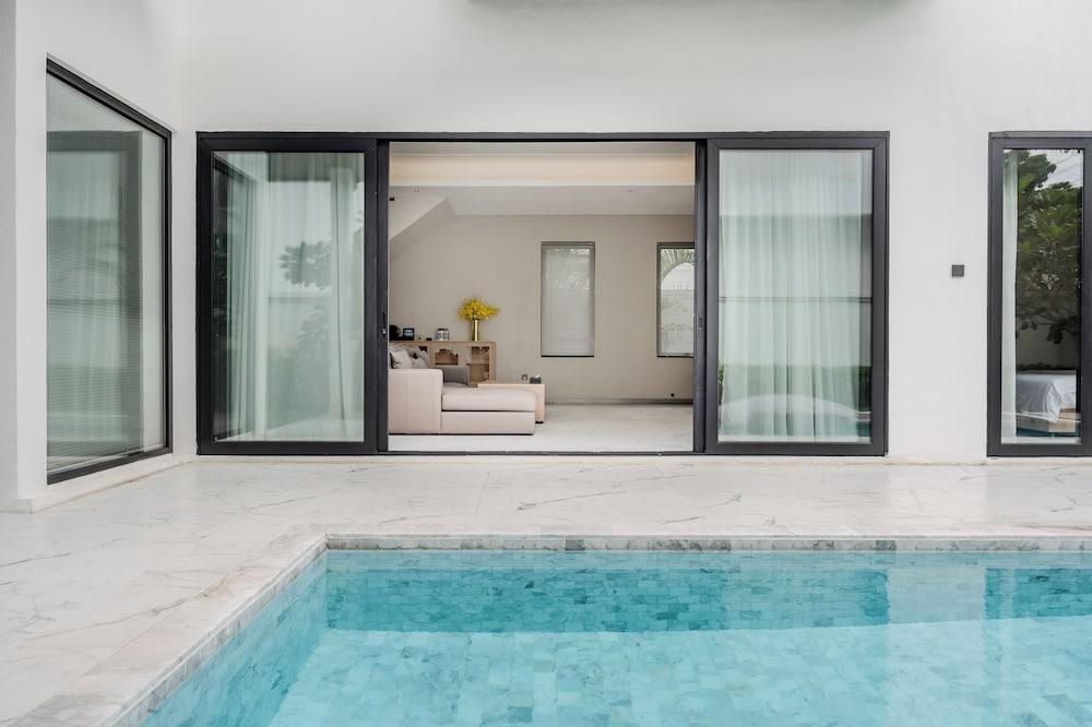 Argo Pattaya Resort and Villas Room Type - Grand Two-Bedroom Pool Villa With Garden & SALA Pavilion