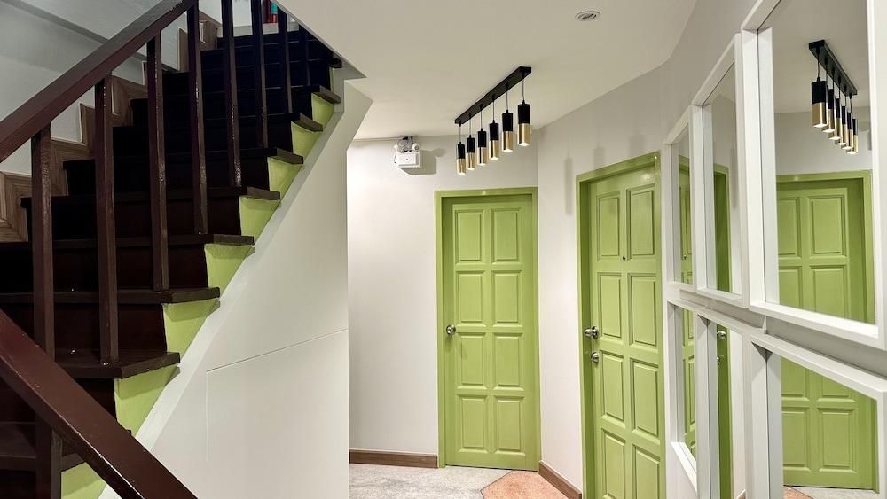 The Tangerine Guesthouse