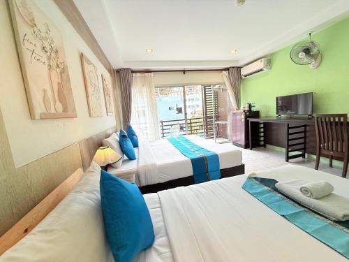Thai Classic House Room Type - Family Room with Balcony Thai Classic House Room Type - Family Room with Balcony