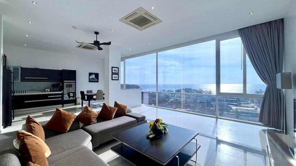 A2 - 4 Bdr Duplex With Stunning Sea View, Karon Beach