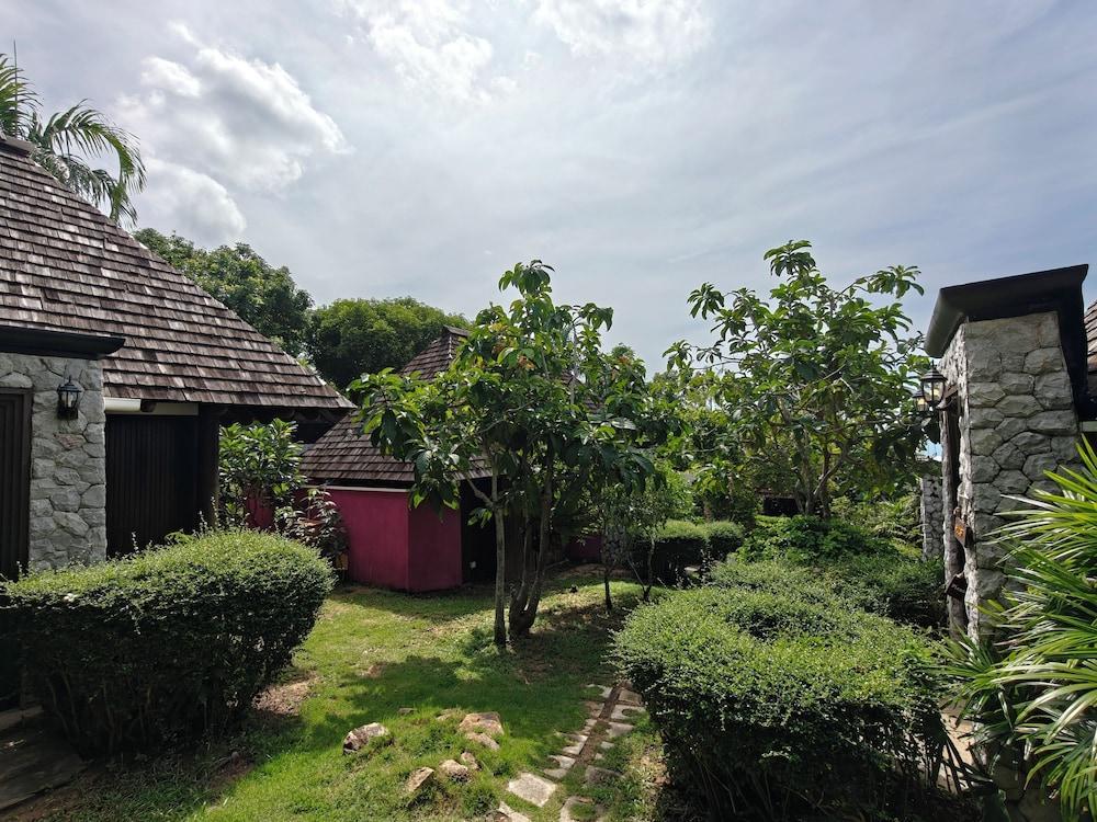 Bhundhari Villas Room Type - Deluxe Villa Suite