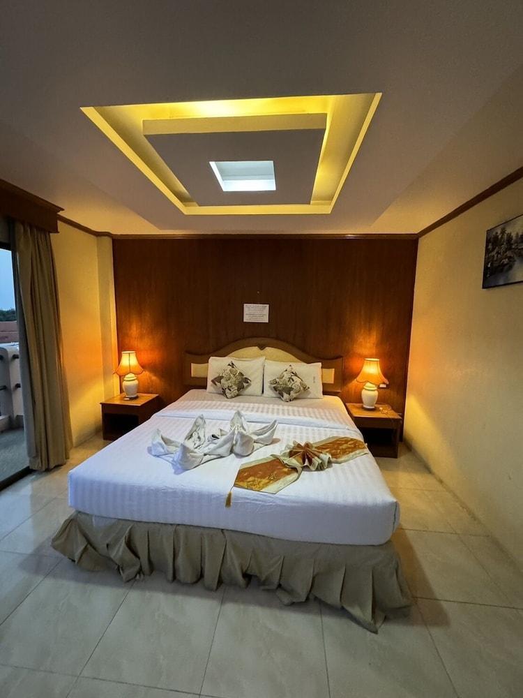 MR. Mac's Place Room Type - Standard Double Room