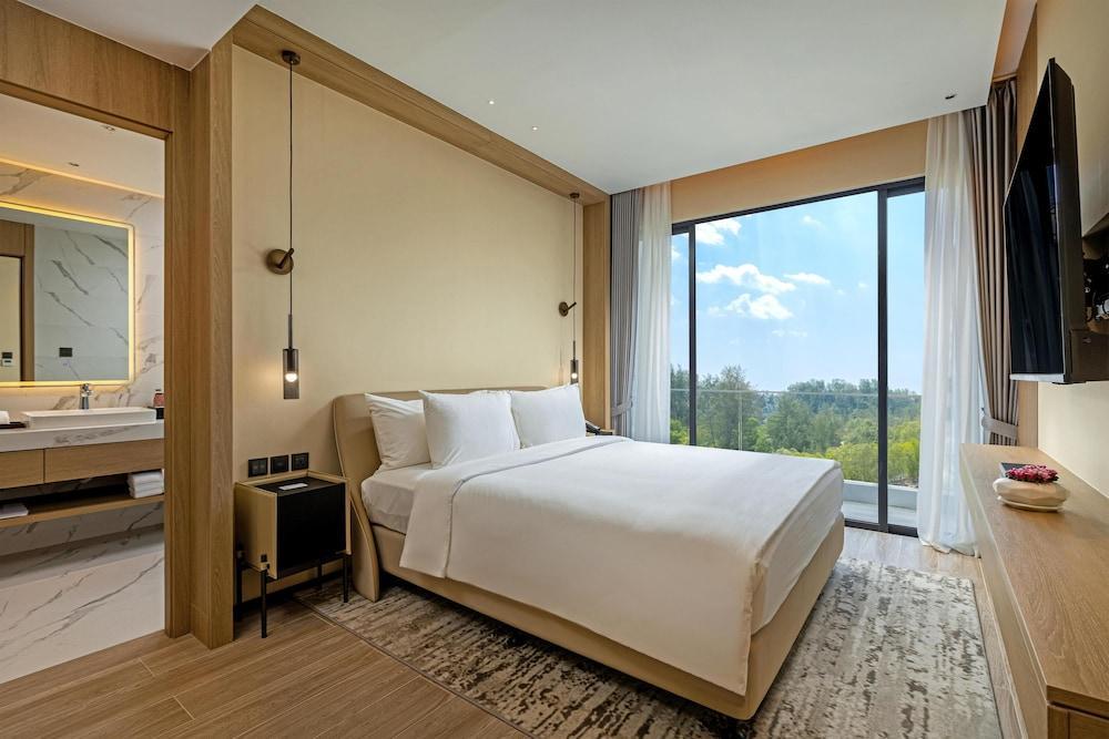 Radisson Resort Layan Phuket Room Type - Suite, 1 Bedroom