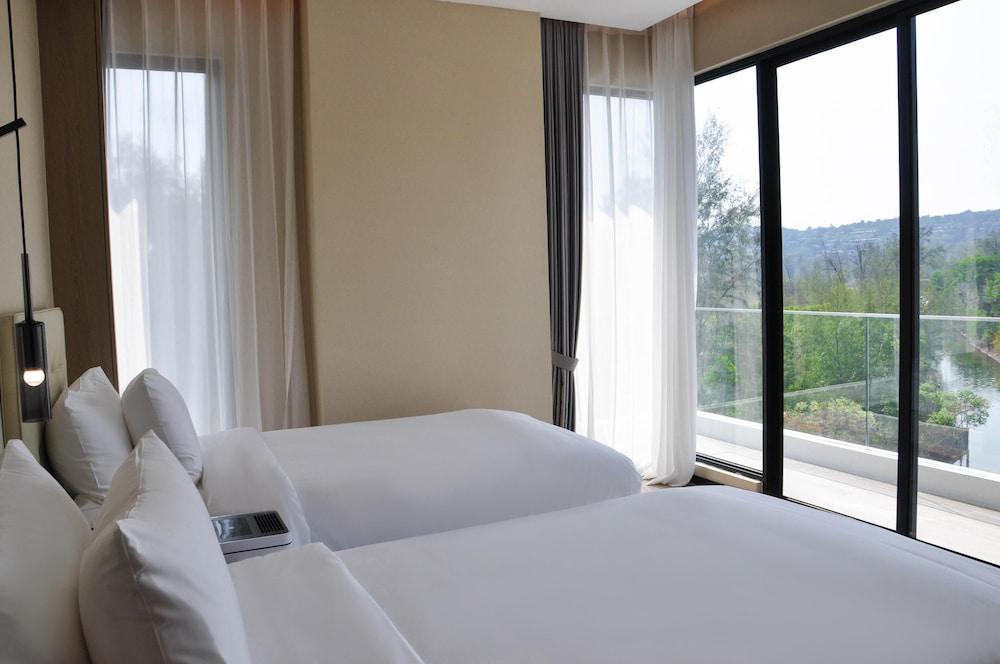 Radisson Resort Layan Phuket Room Type - Suite, 2 Bedrooms
