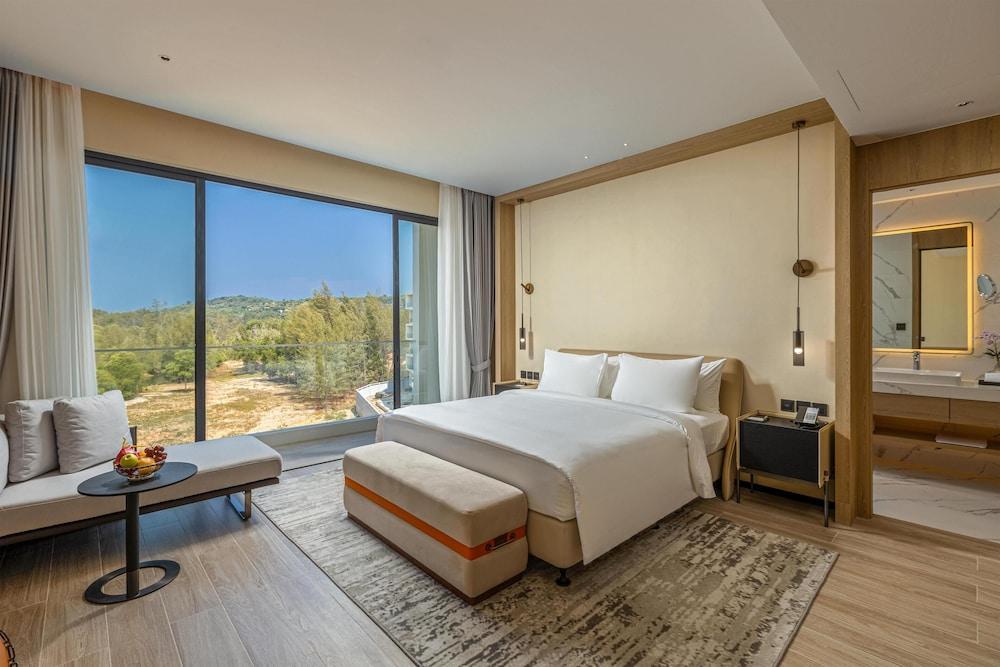 Radisson Resort Layan Phuket Room Type - Deluxe Room