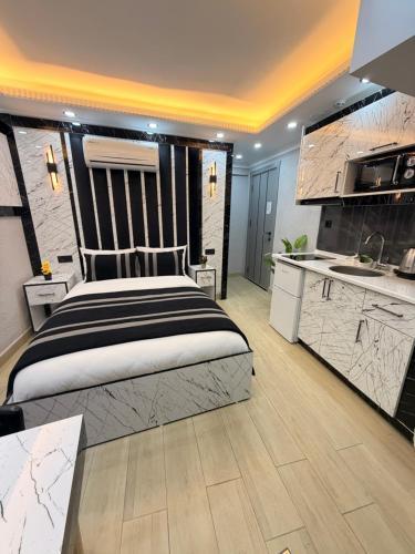 Taksim Larissa Residence Room Type - Deluxe Double Room with Bath