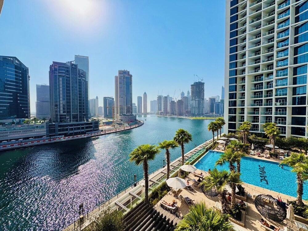 Mystic - Damac Maison Prive Tower B Room Type - City Studio, Balcony, Canal View