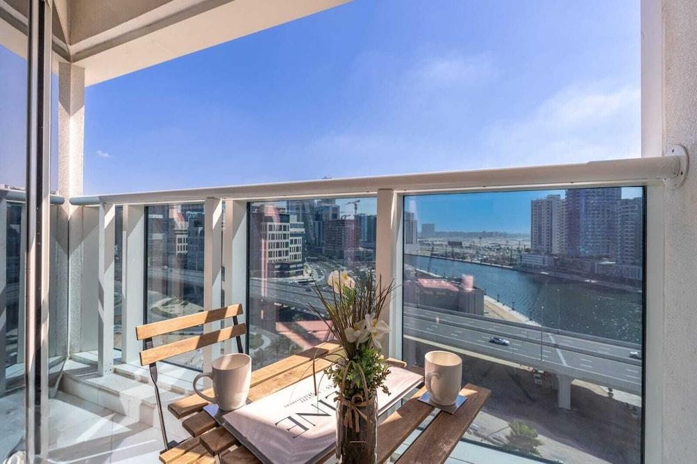 Mystic - Damac Maison Prive Tower B Room Type - Premium Studio, Balcony