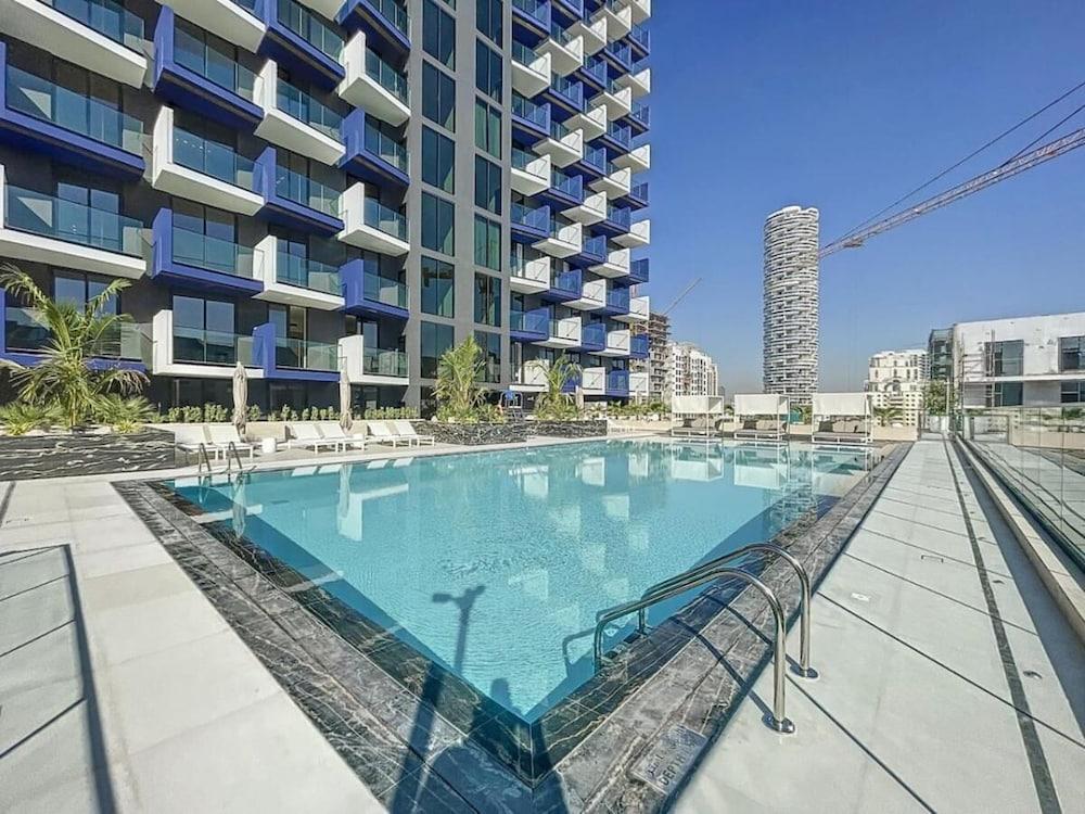 Primestay - 2BR in Binghatti Crest - JVC - Tap to explore photos