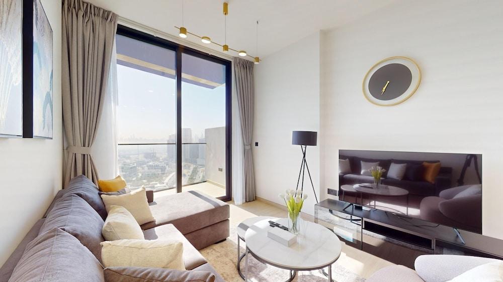 Primestay - 2BR in Binghatti Crest - JVC - Tap to explore photos