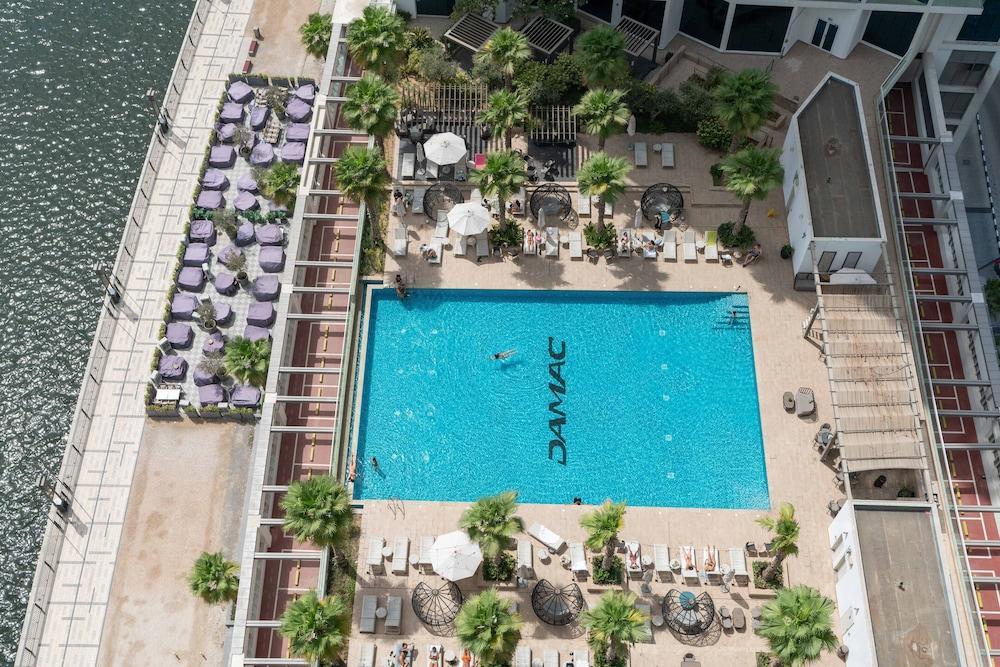 Mystic - Damac Maison Prive Tower A - Tap to explore photos