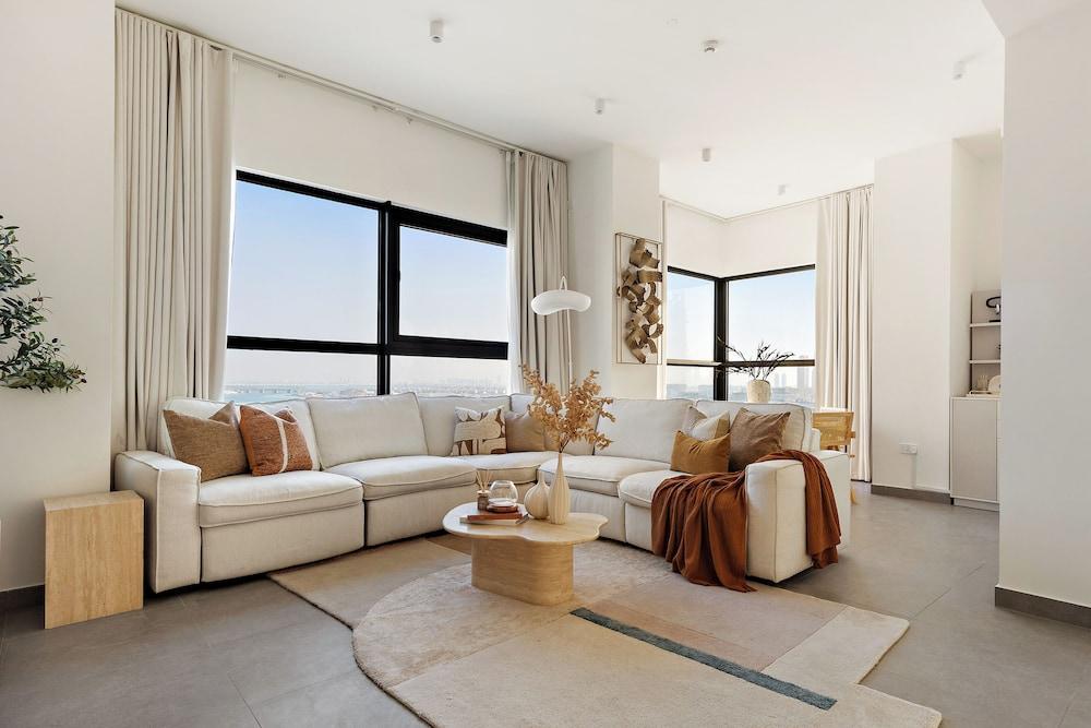 Silkhaus Pixel Tower2 - Reem Island Room Type - Superior Apartment Silkhaus Pixel Tower2 - Reem Island Room Type - Superior Apartment