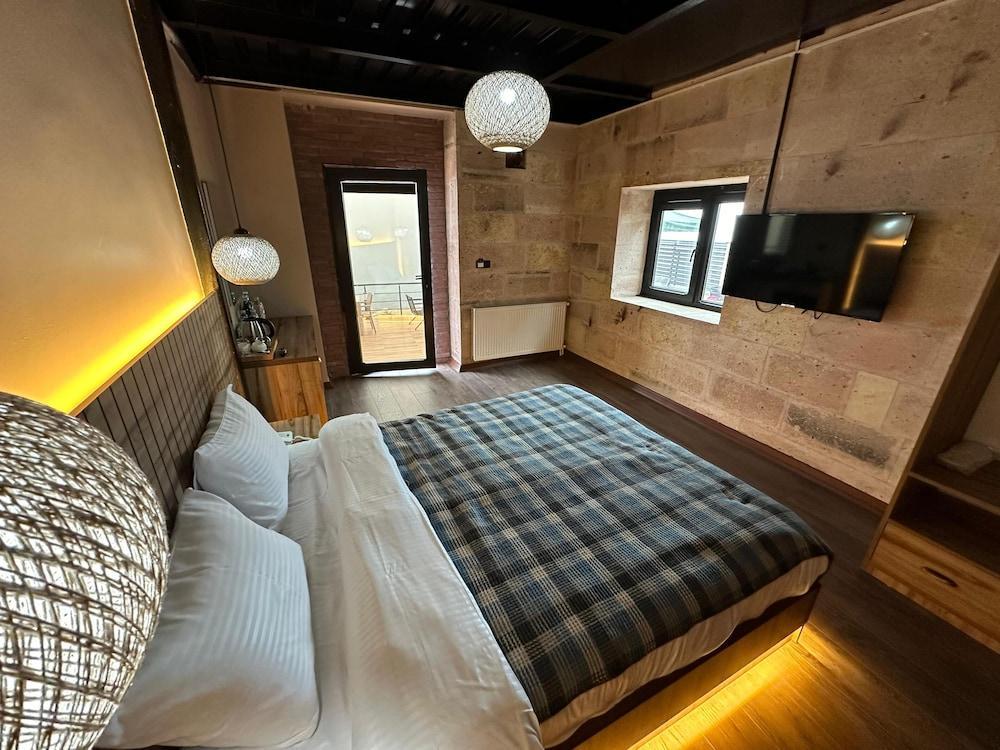 Marina Fener Room Type - Classic Room, 1 Double Bed, Sea View, Overwater