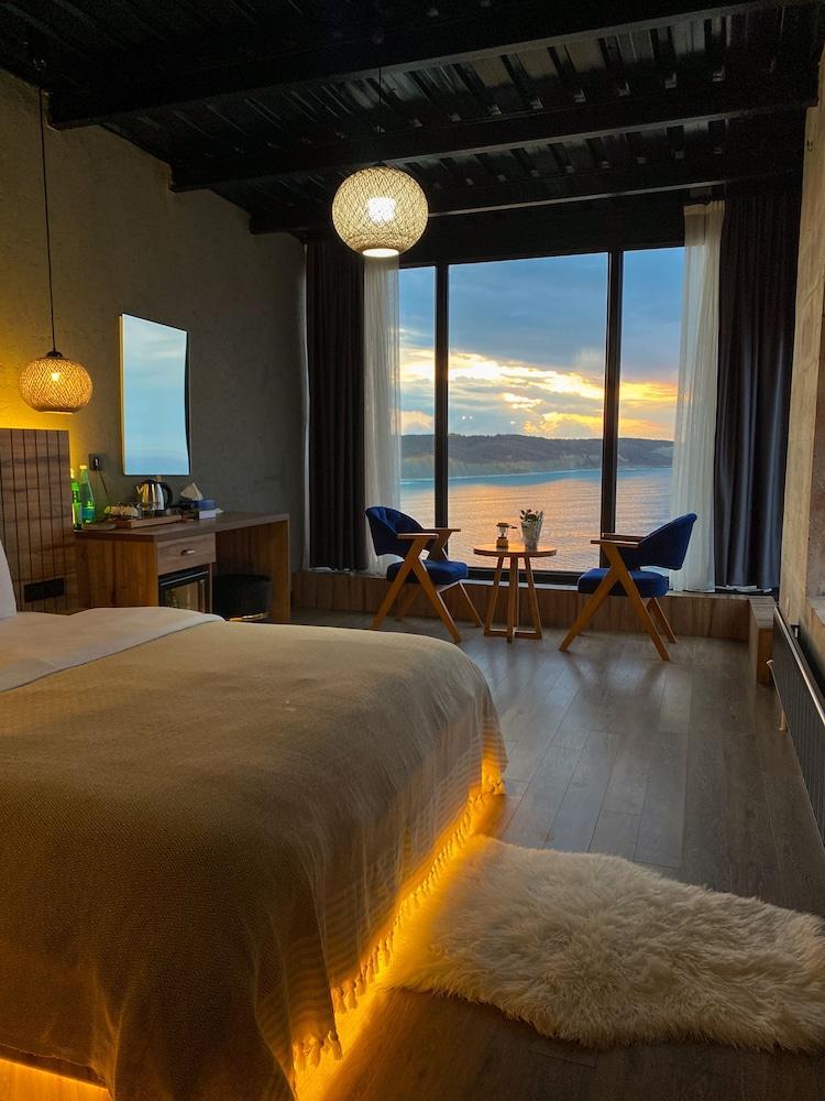 Marina Fener Room Type - Panoramic Studio, 1 Double Bed, Sea View, Overwater