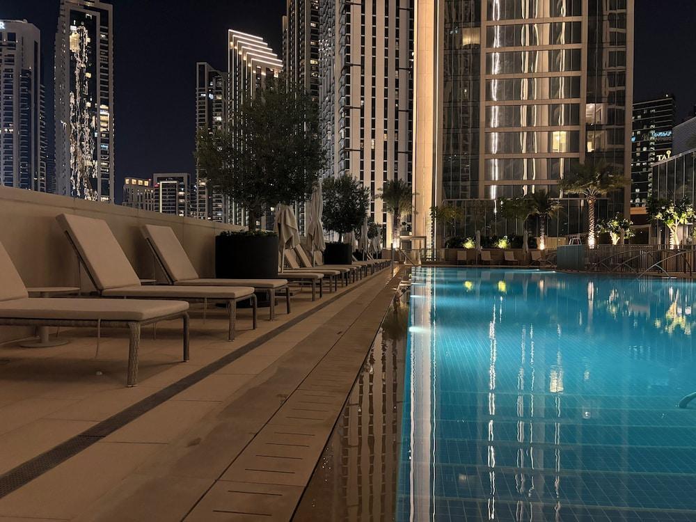 Downtown Dream Sea View Near Dubai Mall - Tap to explore photos